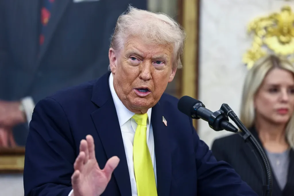 Trump autoriza operaciones de la CIA en Venezuela