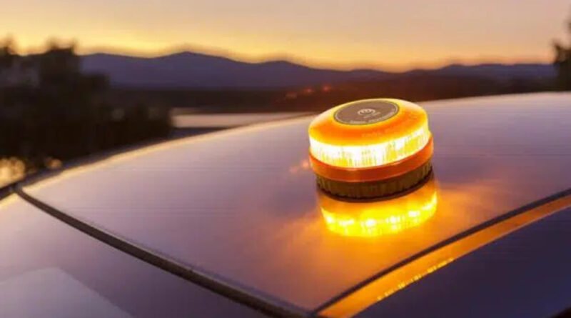 La DGT lanza el triángulo virtual V27